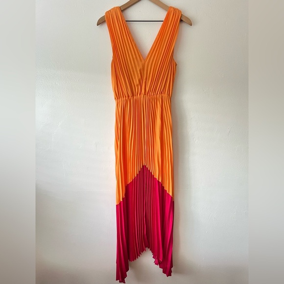 Express Color Block Satin Accordion Pleated Maxi Dress - Picture 2 of 7